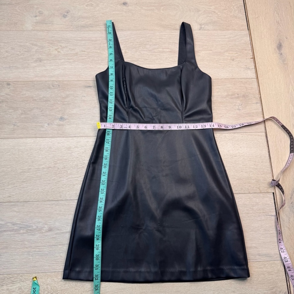 Abercrombie & Fitch 90s Faux Leather Pinafore Dress - Picture 5 of 6